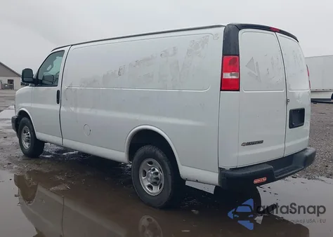 2019 Chevrolet Express 2500 Work Van from USA, damaged, VIN 1GCWGAFP1K1250716